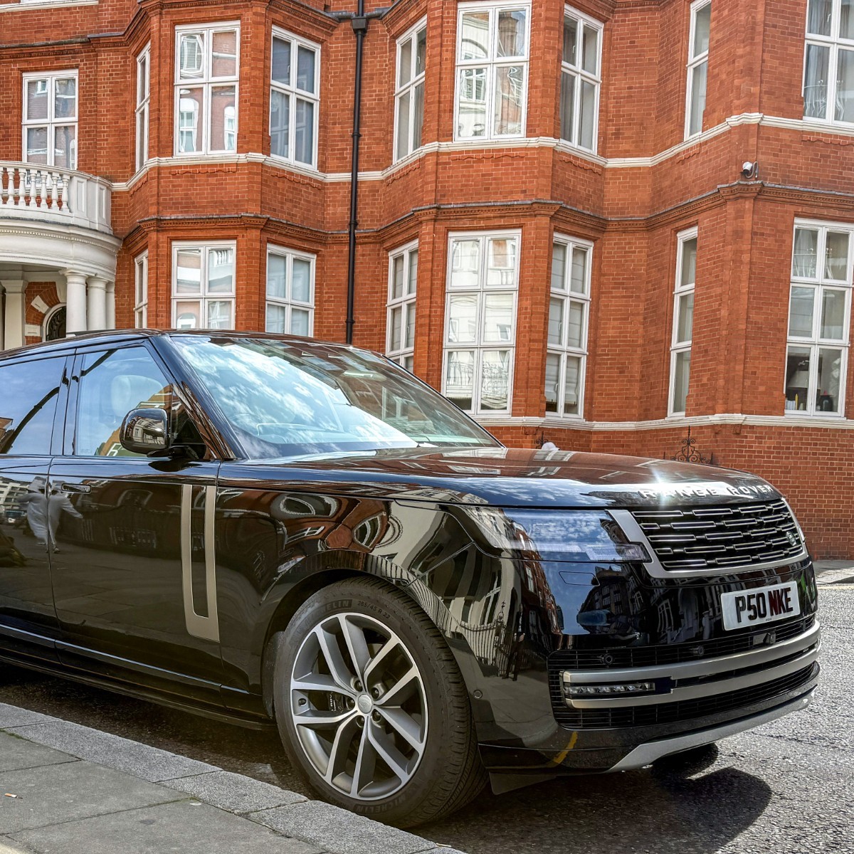Range Rover Chauffeur London